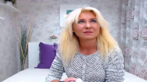 emmelline video [2016/10/13 10:55:45]