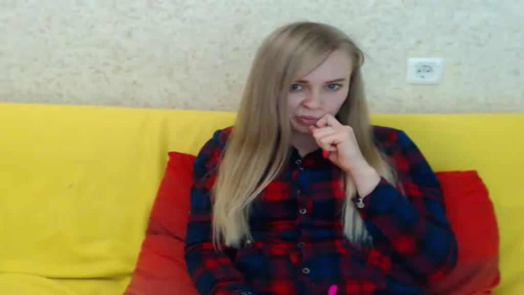 ansamblia Tits Video [2017/04/27 - 08:30:58]