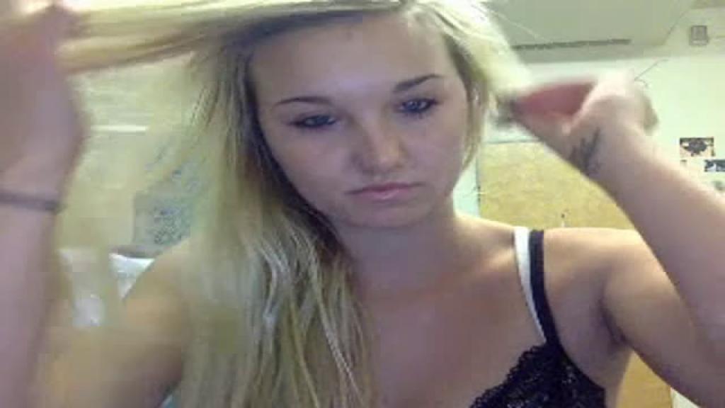 kitttykat4u cam [2016/10/18 02:44:15]