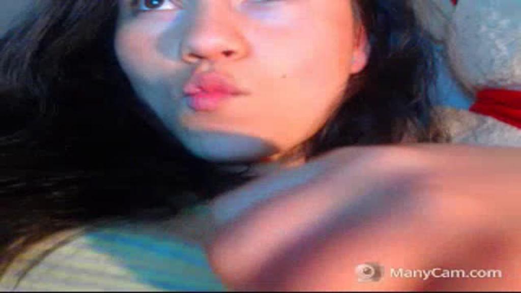 laurajenn Oral Webcam [2017/07/17 - 04:39:27]