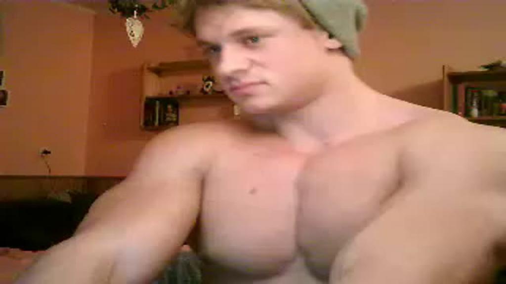 blondmusclemodel