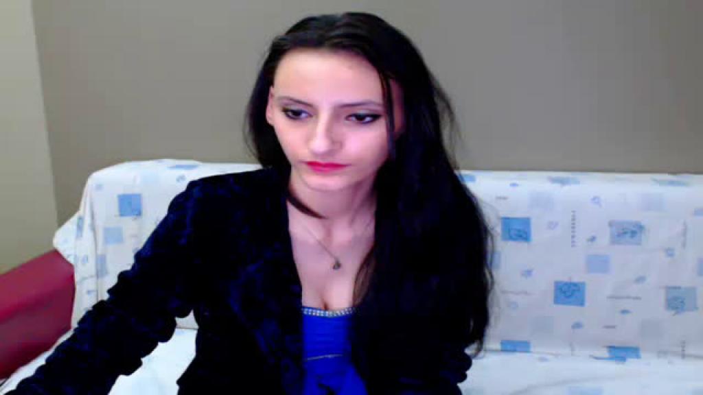 hornybrunneforyou Girl Webcam [2017/06/10 - 22:31:08]