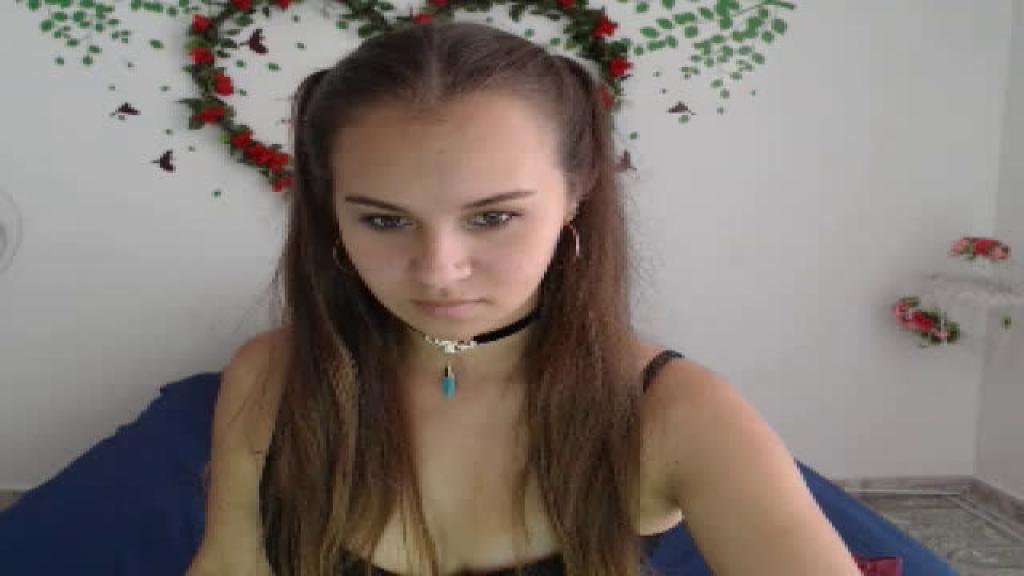carolincacruz Fucking Movie [2017/06/09 - 14:12:01]
