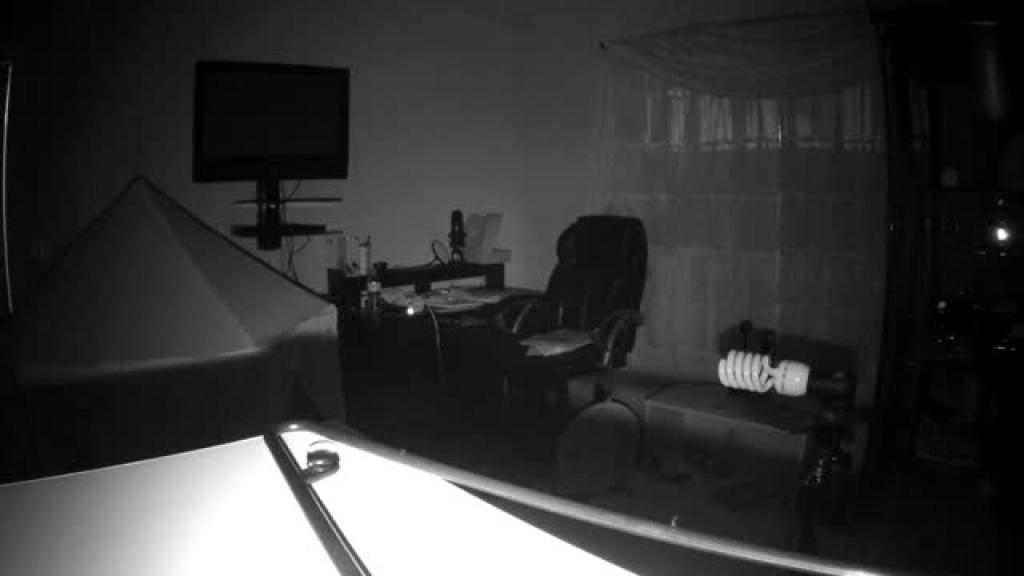 voyeurcam Masturbating Video [2017/05/01 - 12:29:18]