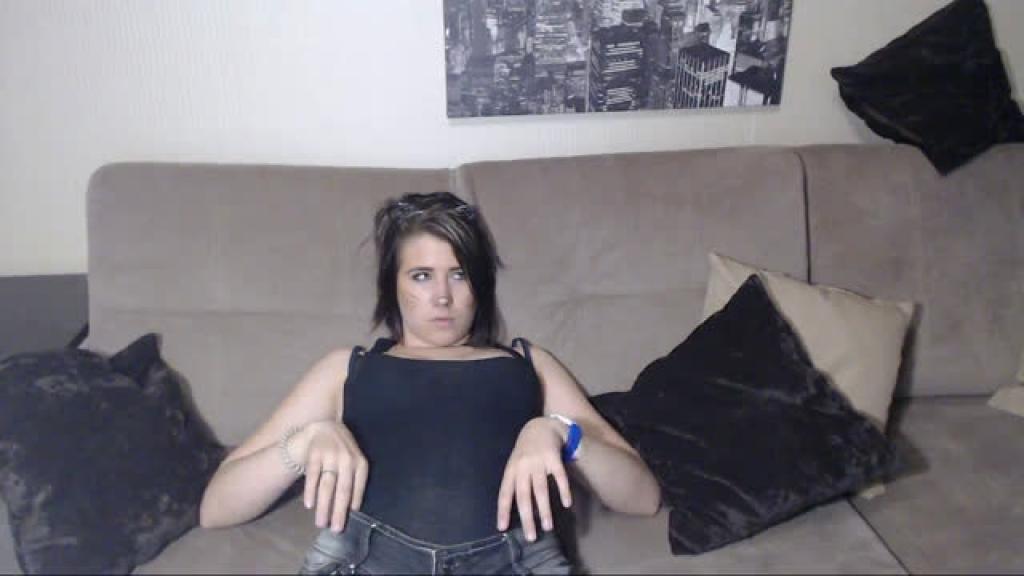 juliebuch Free Webcam [2017/06/03 - 17:08:29]