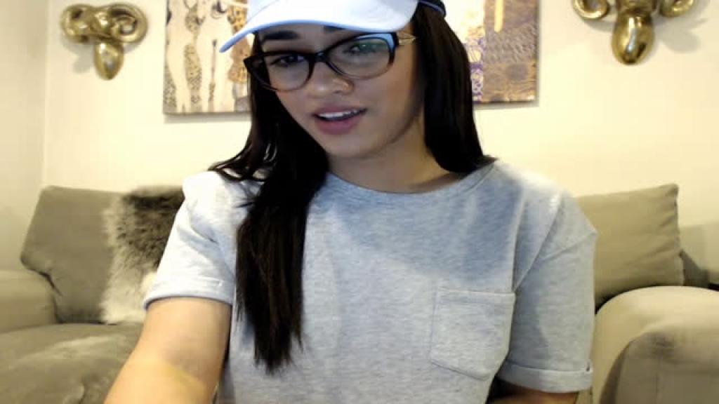 roslebeau Instagram Show [2017/05/13 - 00:00:43]