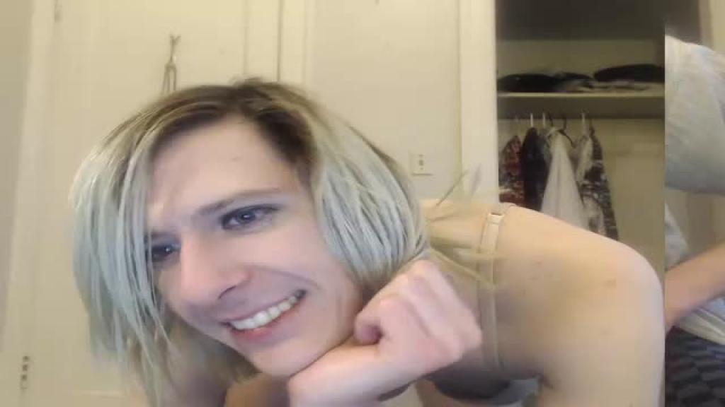 pure_emptiness porno [2016/12/13 21:30:42]