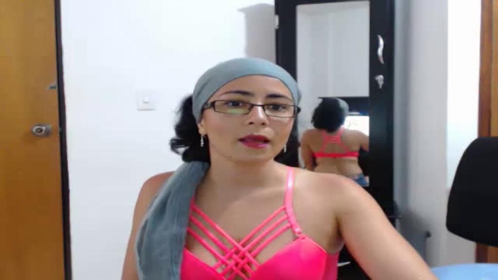 alejandramilf Dildo Show [2017/05/03 - 20:28:52]