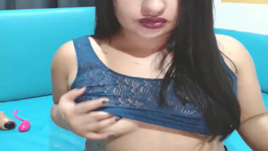 amandhhha Wet Video [2017/06/17 - 04:10:30]
