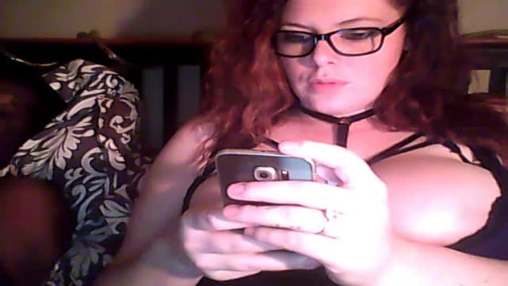 peircedtrippled Topless Movie [2017/05/14 - 11:00:42]