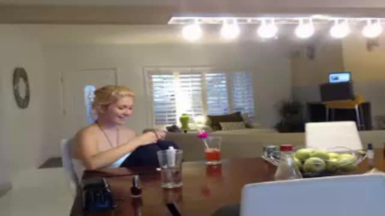 robynbanks recorded [2016/10/25 00:46:31]