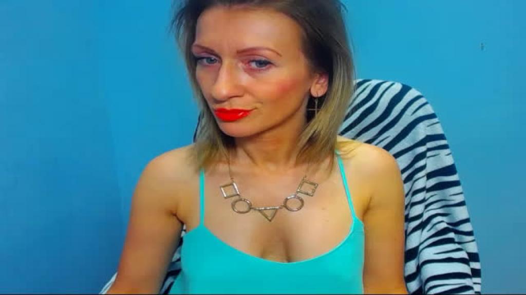 adreyflirt Tits Show [2017/06/19 - 17:26:00]