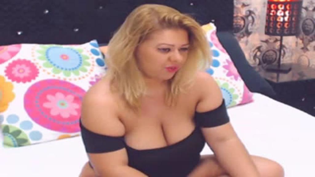 elissasun HandJob Movie [2017/07/06 - 06:12:54]