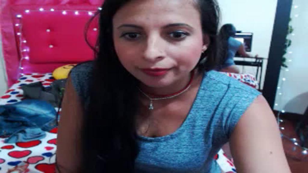 palomaparker Premium Webcam [2017/06/16 - 22:45:28]