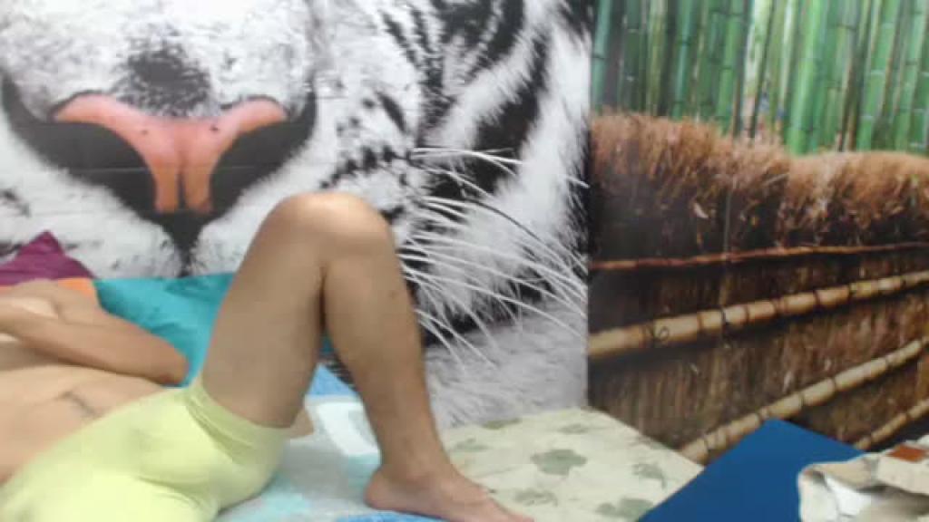 sexplayx2017 Squirt Webcam [2017/04/26 - 04:50:44]