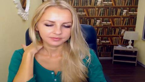 esma_cutegirl