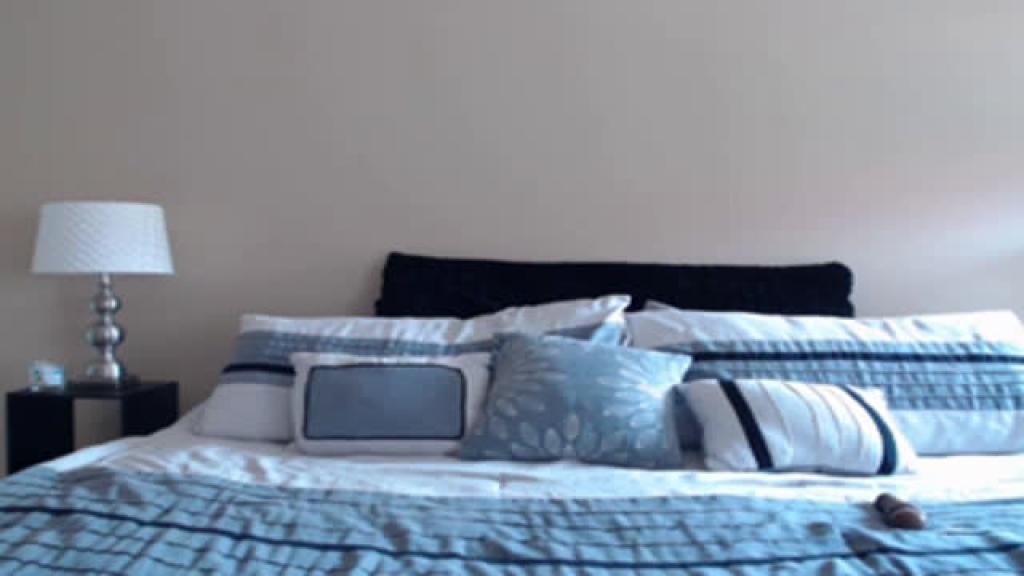 peytonmichaels Lotion Webcam [2017/07/07 - 17:00:46]