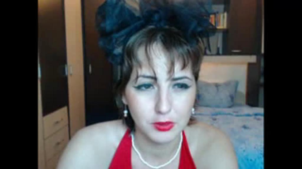 queencleo Lesbian Webcam [2017/06/15 - 03:40:31]