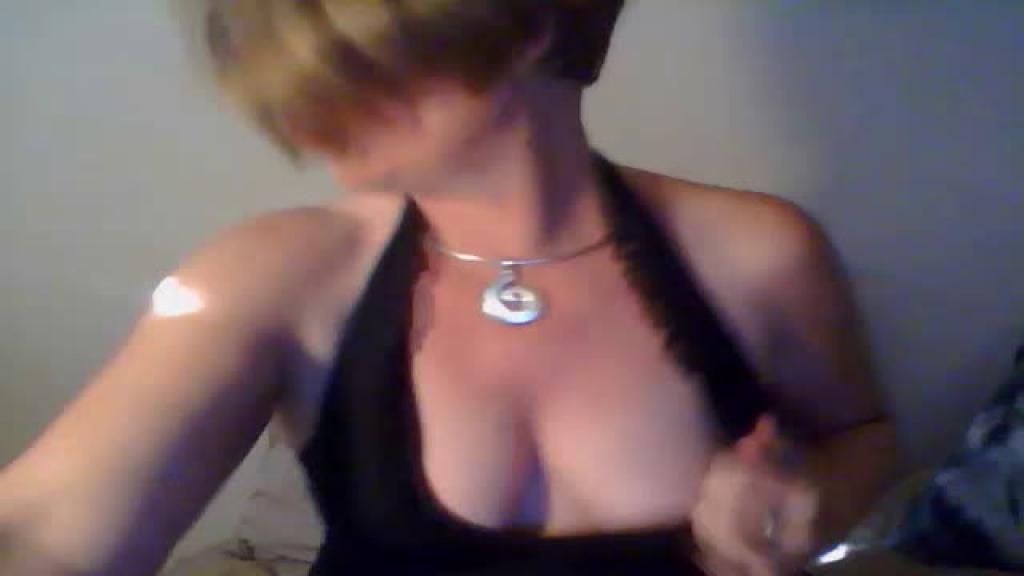 aphrolovia Sucking Movie [2017/05/04 - 15:20:53]