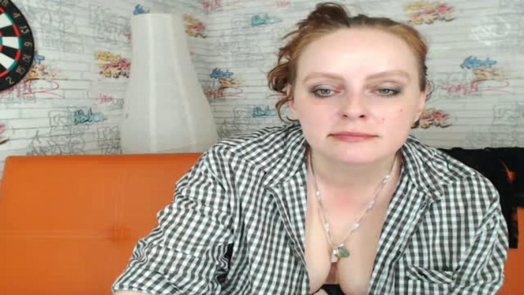 temikabend ManyVids Video [2017/06/04 - 21:52:01]