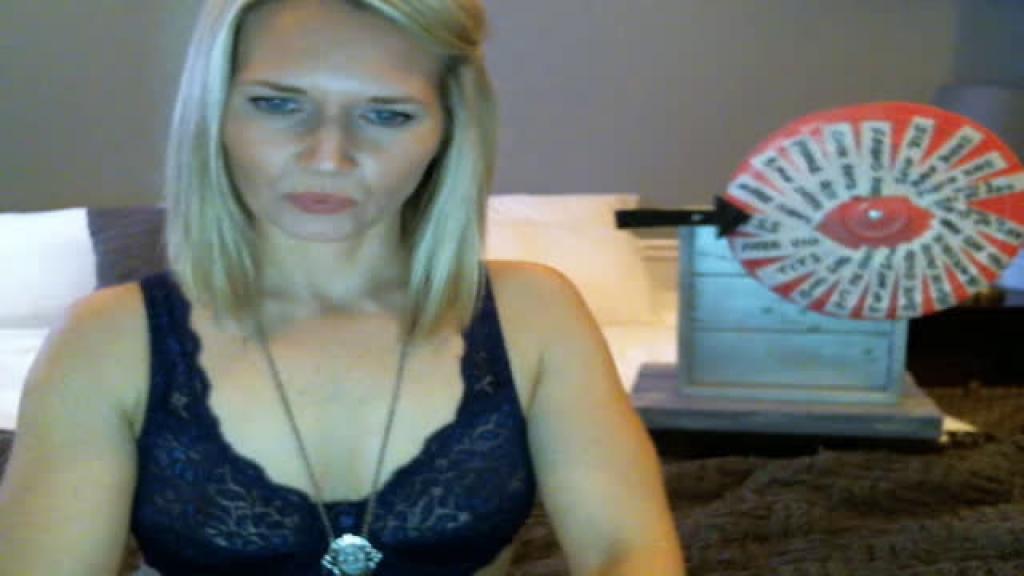 boredhailey show [2016/11/19 01:26:52]