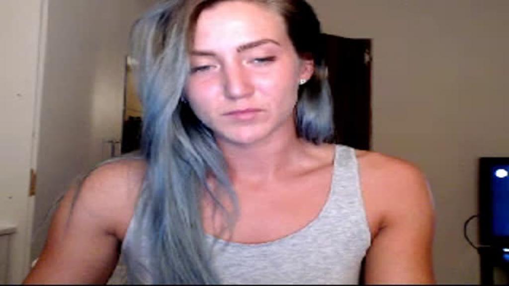 musclequinn Flashing [2017/05/29 - 20:40:40]