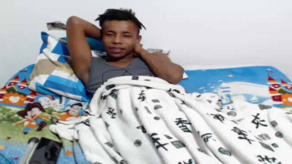 aledarkboy porno [2016/12/17 04:11:26]