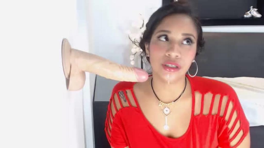 lilahmoore recorded [2017/01/15 23:40:52]
