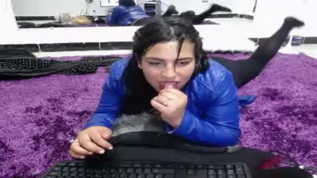 tastegirl naked [2017/05/07 03:15:56]