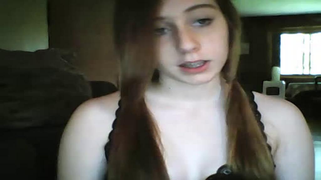 lovely_sky CamWhore [2017/06/15 - 15:40:14]