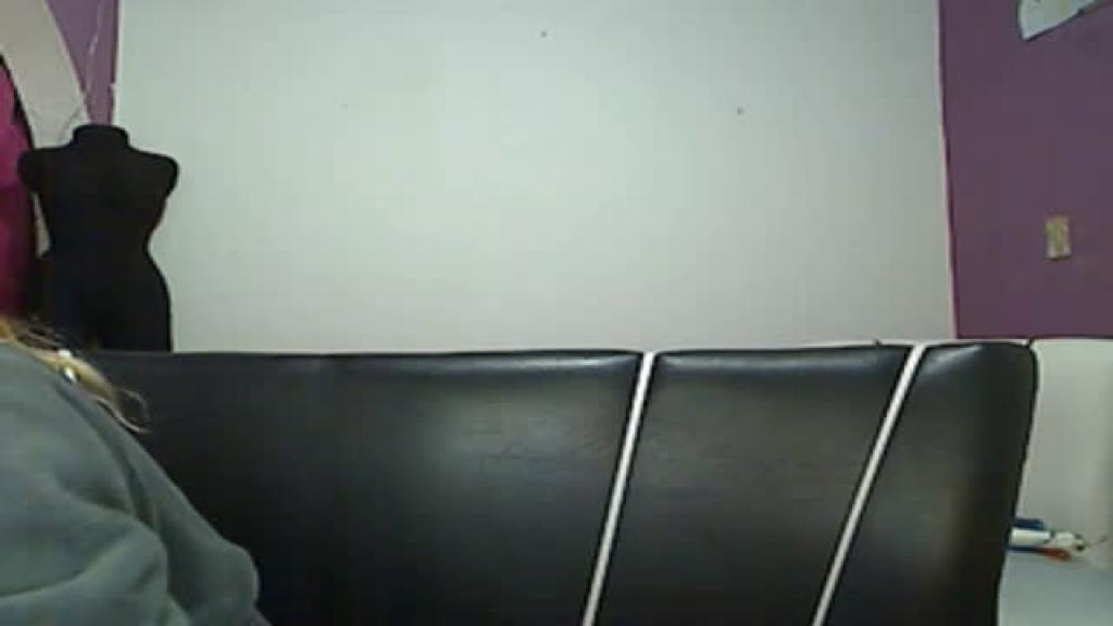 eroticlaury Shower Video [2017/06/18 - 02:54:27]