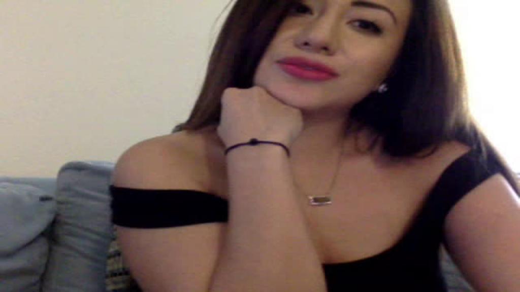 candyhips Doggy Webcam [2017/07/10 - 00:18:28]