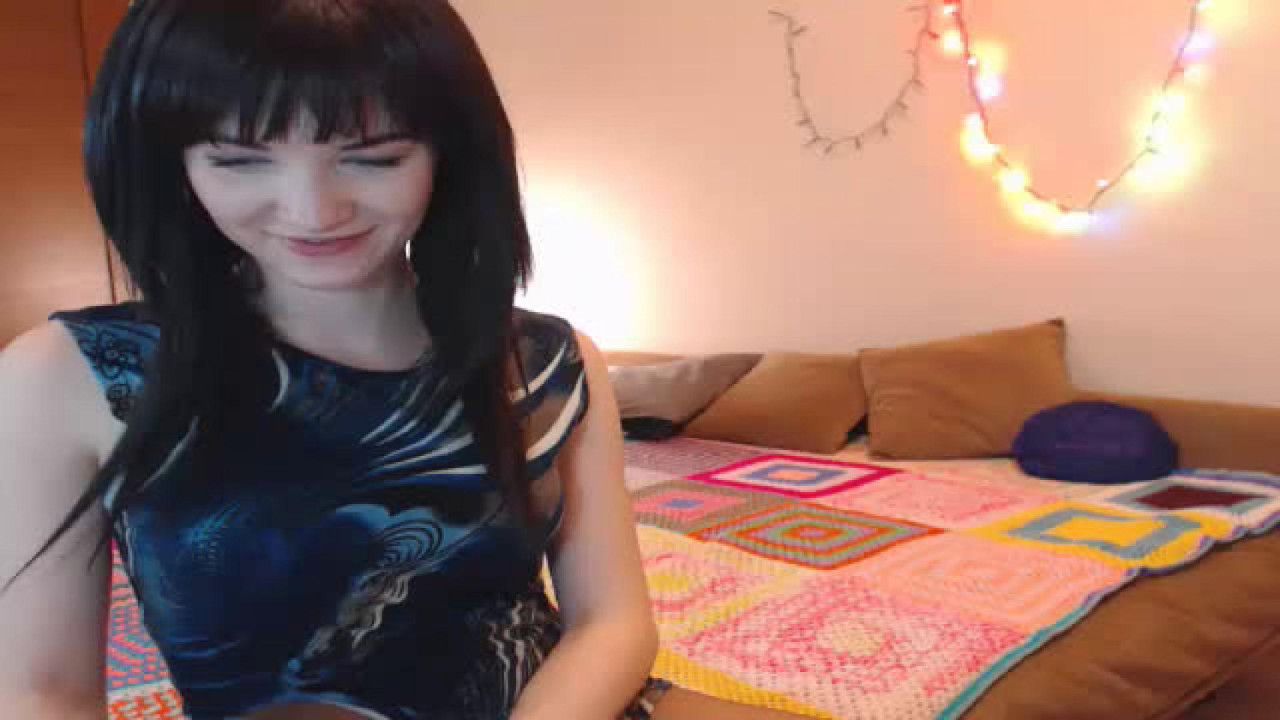 mila_li webcam [2016/11/21 00:32:06]