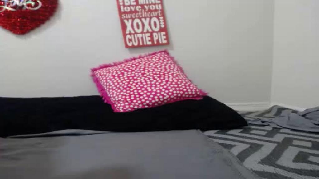selinacumming95 Snapchat Show [2017/04/28 - 21:00:17]
