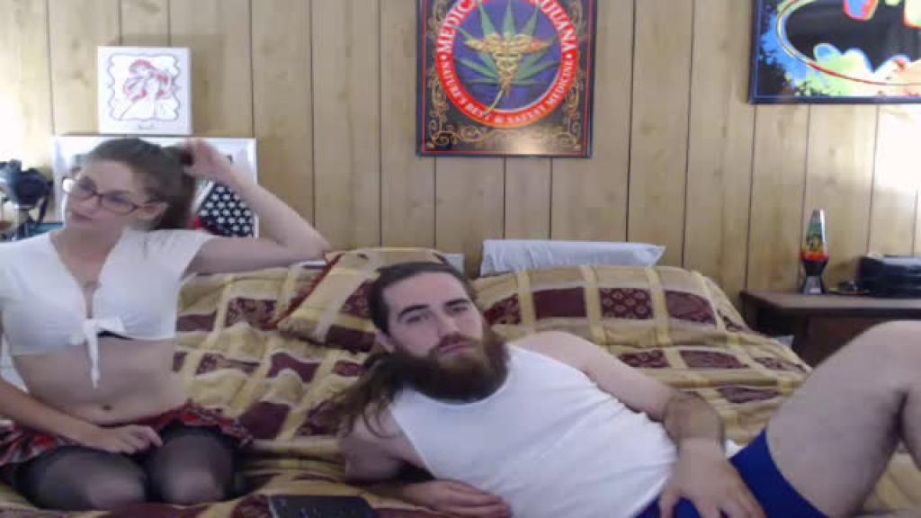 waytoohigh420 Throat Webcam [2017/06/28 - 01:20:18]