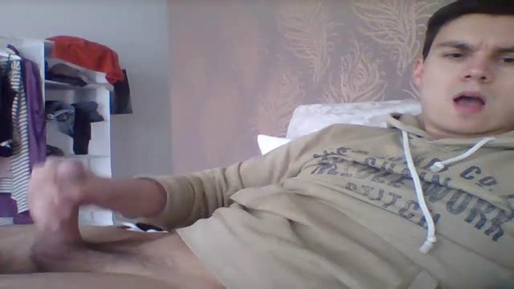 swissmenn Fucked Webcam [2017/05/02 - 15:30:53]
