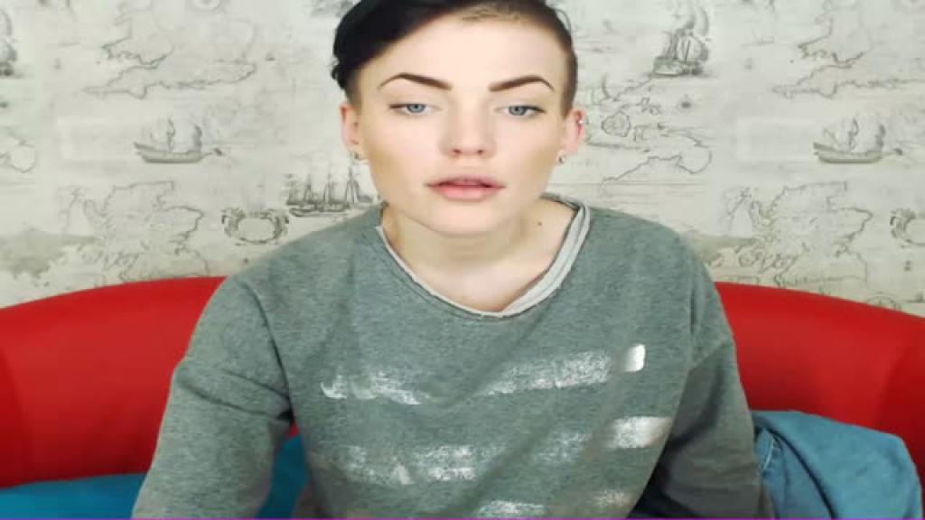 just_kiki Topless [2017/05/11 - 18:45:16]