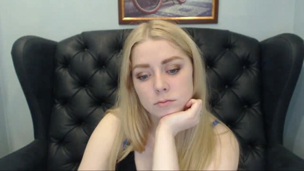 adelinenevill show [2017/06/08 03:11:25]
