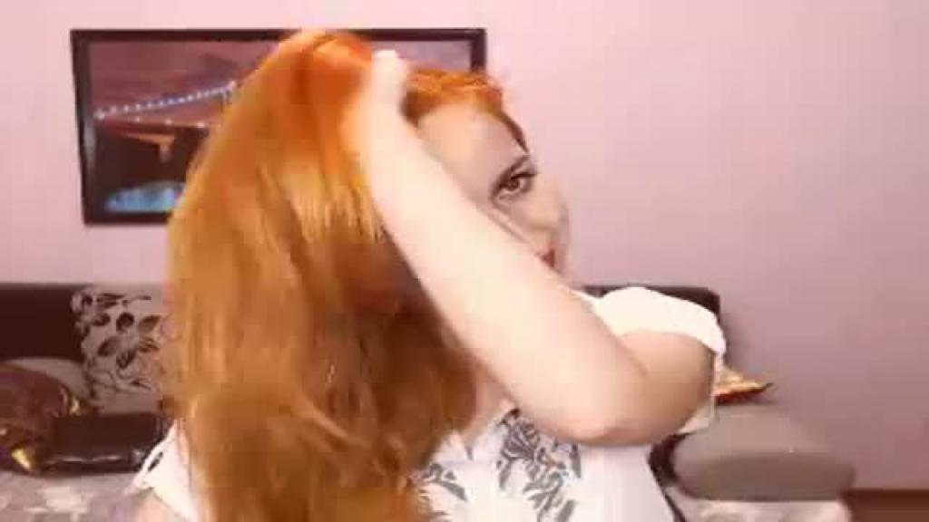 mirandacandid Lotion Webcam [2017/07/19 - 01:25:38]