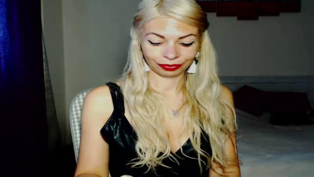 miss__kendra Tease Webcam [2017/07/15 - 08:07:22]