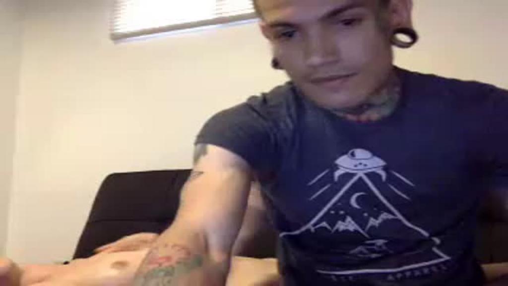 kandypants222 Strip Video [2017/05/17 - 23:00:43]