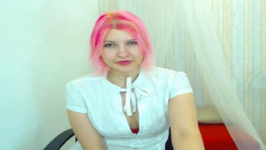 oliviasss webcam [2017/01/29 12:11:46]