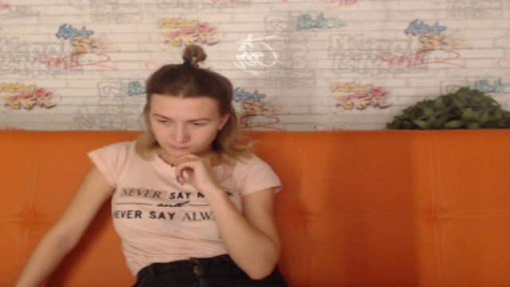 alice_ray Rapidgator Movie [2017/07/19 - 10:52:23]