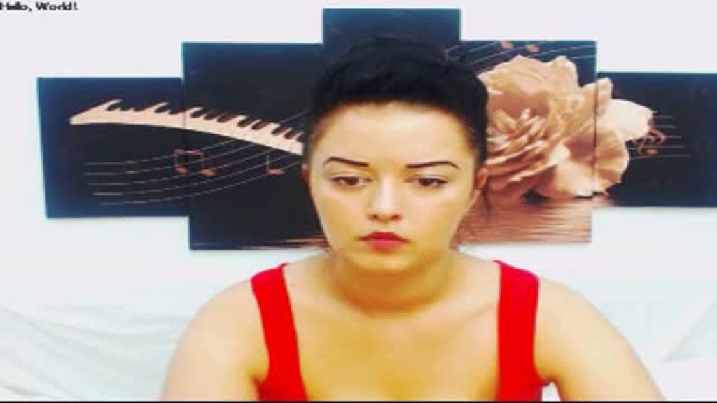 tastyolivia1 Webcam Show [2017/07/06 - 10:10:25]
