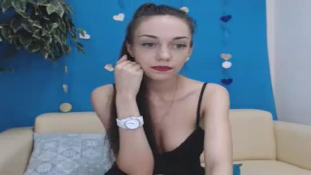 kissesdontlie Flashing Webcam [2017/05/08 - 03:30:15]