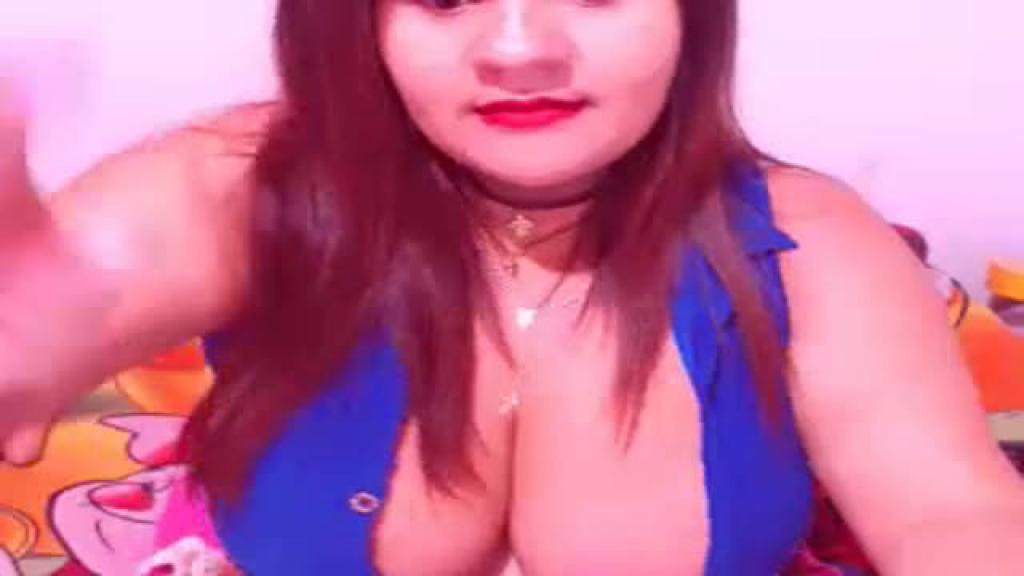 xbutterfly69 Twitter Webcam [2017/05/10 - 03:31:12]