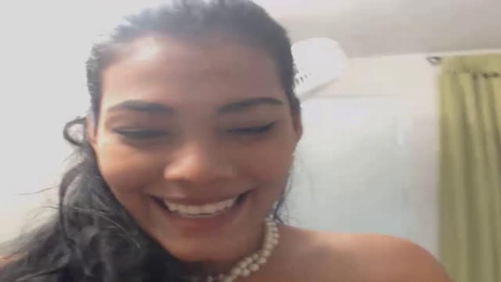 miss-priya naked [2016/11/30 16:00:43]