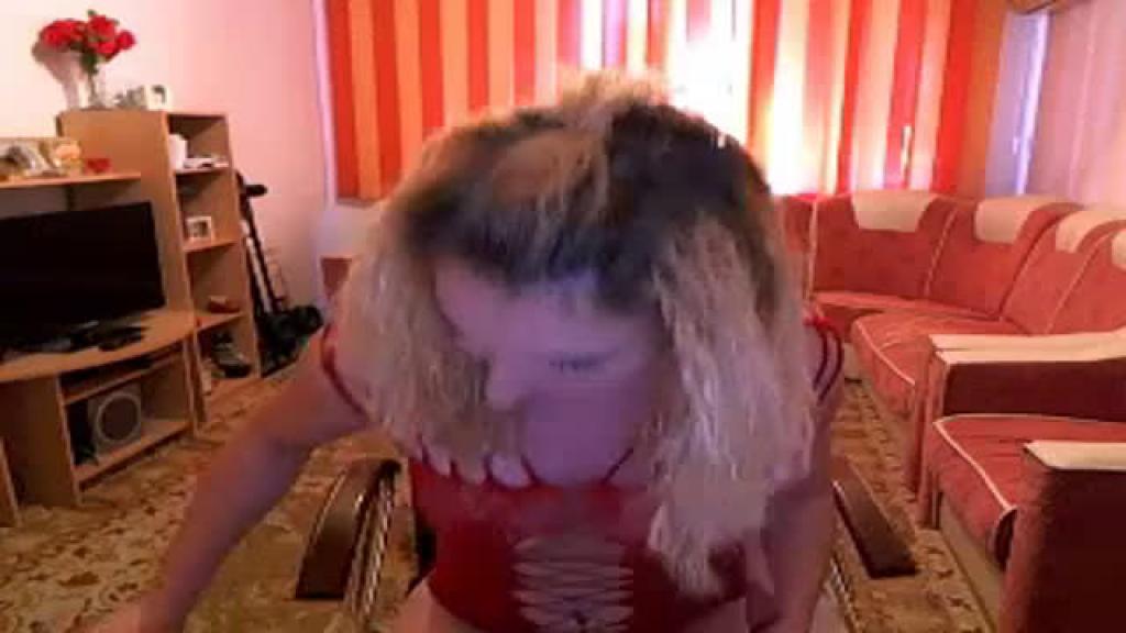 s_o_p_h_i_e_e Camwhore Video [2017/07/18 - 10:40:16]