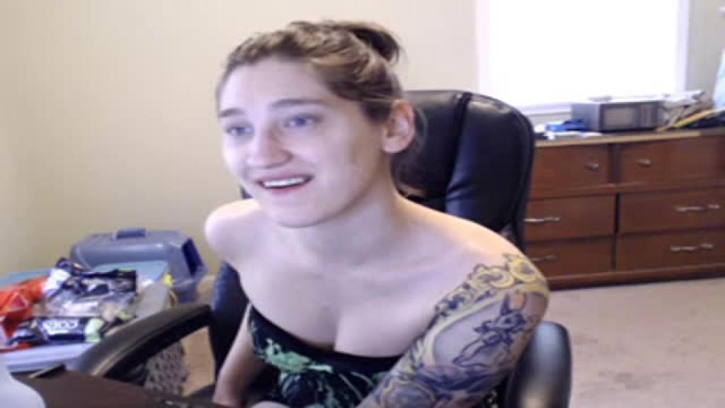 applejimbeam Lesbian [2017/05/04 - 00:00:14]