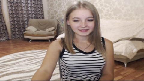 retornmylove webcam [2016/10/12 14:34:01]